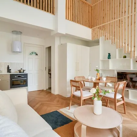 Belle Epoque - Magnifique Duplex Avec Mezzanine Pour 4 Appartamento